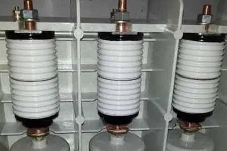 真空開關管產生操作過電壓的原因是什么？